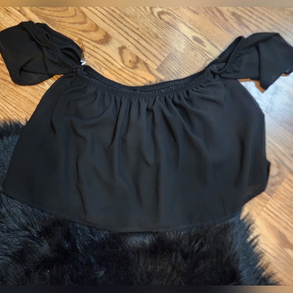 Windsor Black Flowy Bogo Crop Top Size Small - Picture 2 of 11